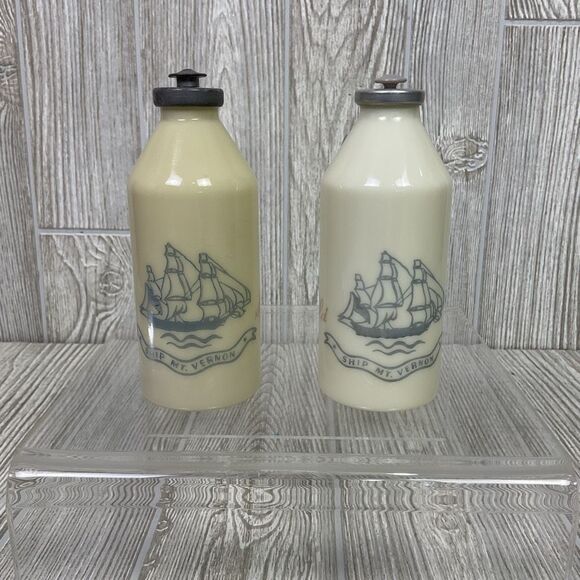 Lot of 2 Vintage Old Spice Talcum for Men Milk Glass Bottles Ship Mt Vernon 5.25 - Picture 1 of 8